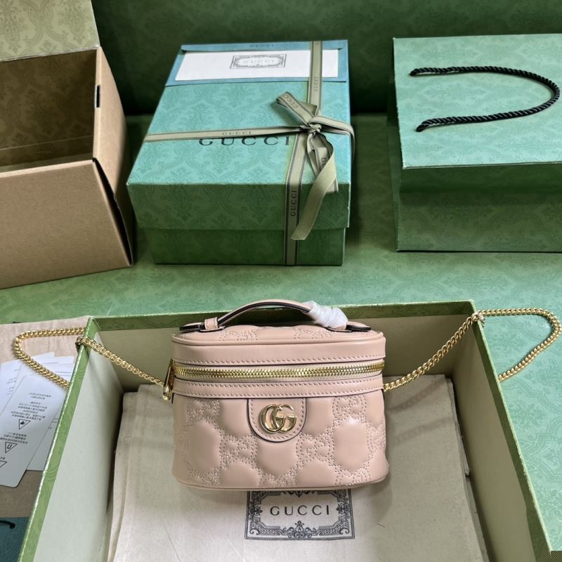 G*u*i cosmetic bags